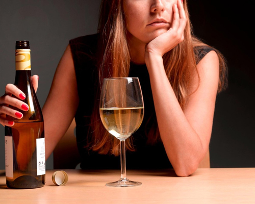 Анонимное лечение женского алкоголизма в Брянске